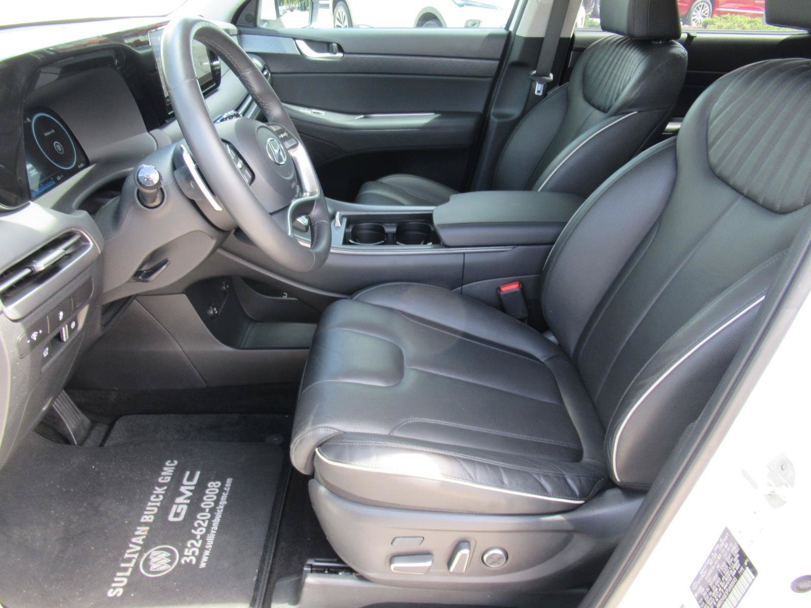 Used 2023 Hyundai Palisade Limited FWD image 16