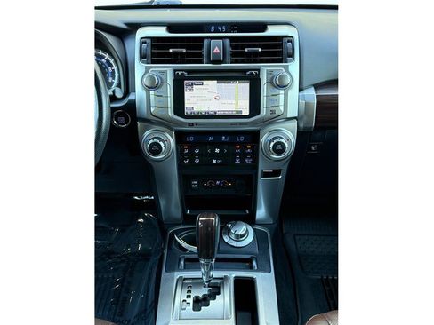 Used 2018 Toyota 4Runner Limited AWD/4WD image 11
