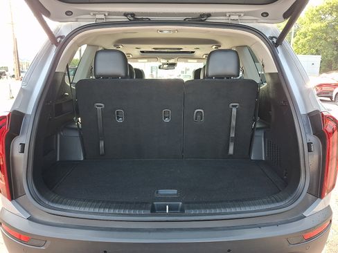 Used 2022 Kia Telluride EX w/ EX Premium Package AWD/4WD image 22