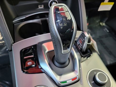 New 2025 Alfa Romeo Stelvio Sprint AWD/4WD image 43