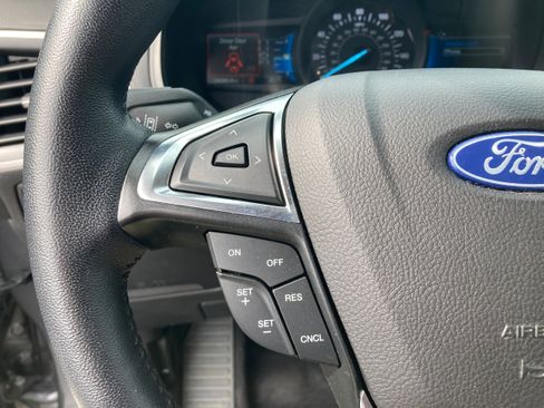 Certified 2023 Ford Edge SEL w/ Convenience Package image 18