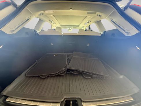 Used 2023 Volvo XC60 B5 Plus w/ Protection Package AWD/4WD image 25