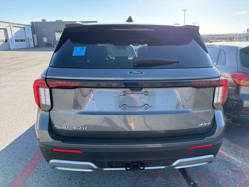 Used 2025 Ford Explorer Platinum w/ LUX Leather Package image 5