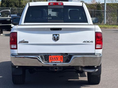 Used 2017 RAM 1500 Classic SLT AWD/4WD image 6