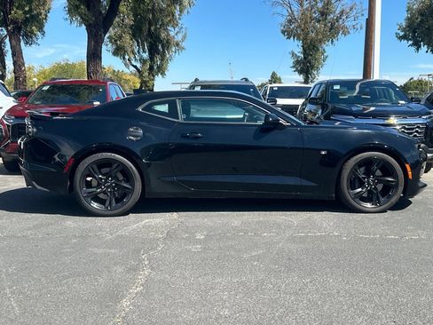 Used 2021 Chevrolet Camaro SS RWD image 4