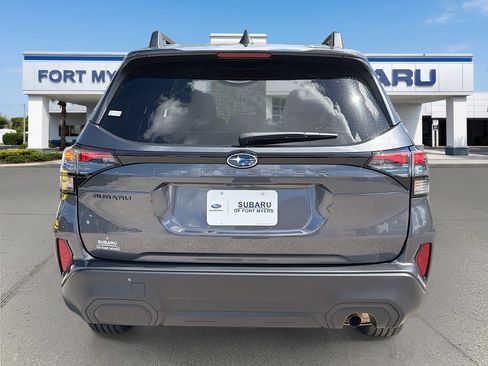 Used 2026 Subaru Forester Premium image 4