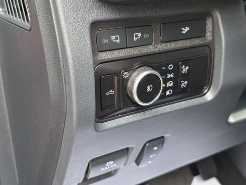 Used 2024 Ford F350 Lariat image 42