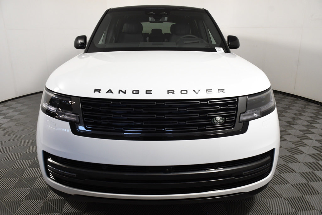 New 2026 Land Rover Range Rover Long Wheelbase SE AWD/4WD image 10