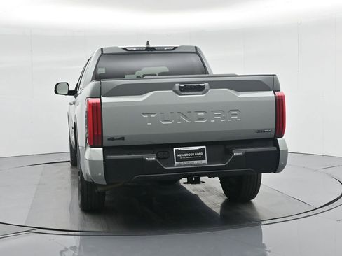 Used 2025 Toyota Tundra Limited image 34