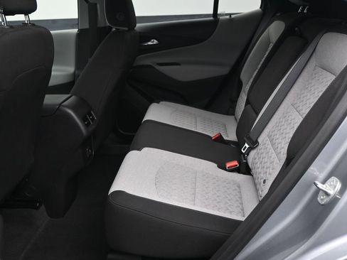 Used 2023 Chevrolet Equinox LS FWD image 14