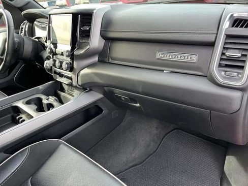 Used 2024 RAM 1500 Laramie AWD/4WD image 25