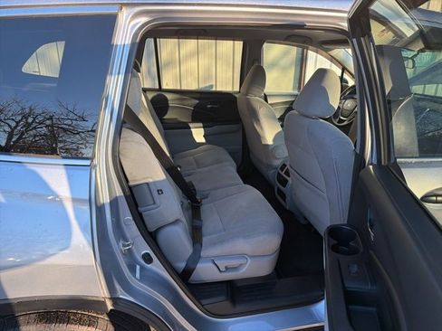 Used 2016 Honda Pilot LX image 31