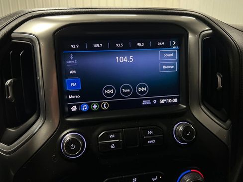 Used 2019 Chevrolet Silverado 1500 RST image 17