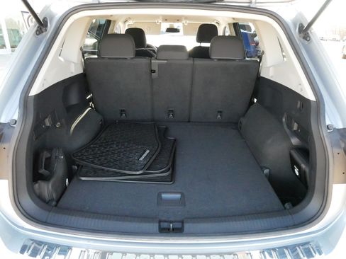 Used 2024 Volkswagen Tiguan S AWD/4WD image 18