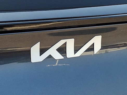 Used 2023 Kia Sportage EX AWD/4WD image 28