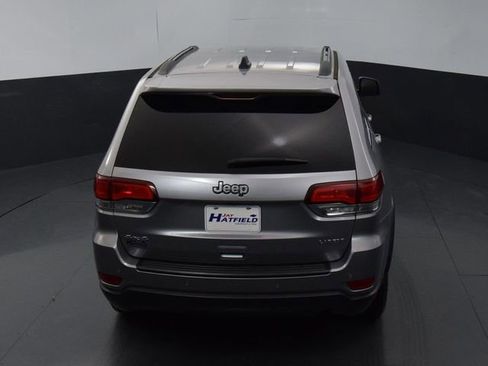 Used 2020 Jeep Grand Cherokee Laredo image 34