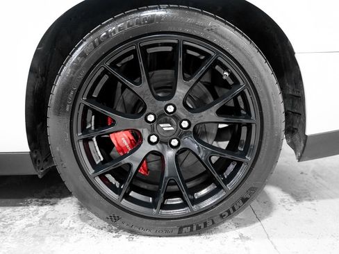 Used 2019 Dodge Challenger R/T Scat Pack w/ Dynamics Package RWD image 28