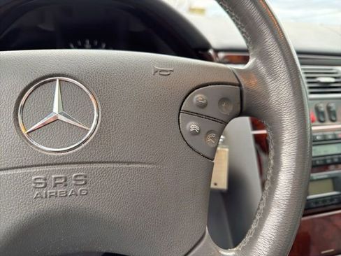 Used 2001 Mercedes-Benz E 320 Sedan image 15