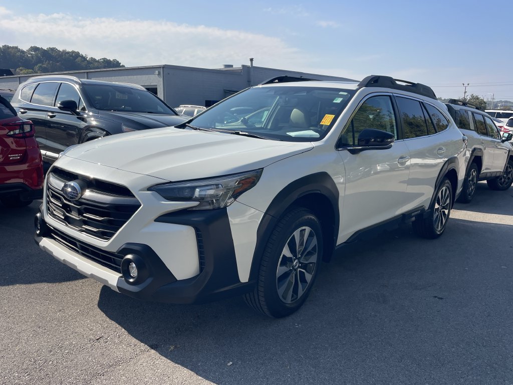 Certified 2023 Subaru Outback Limited XT AWD/4WD image 3
