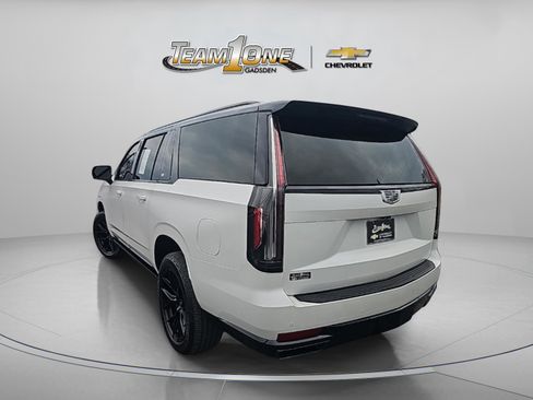 Used 2024 Cadillac Escalade ESV Sport Platinum w/ LPO, ONYX Package image 2