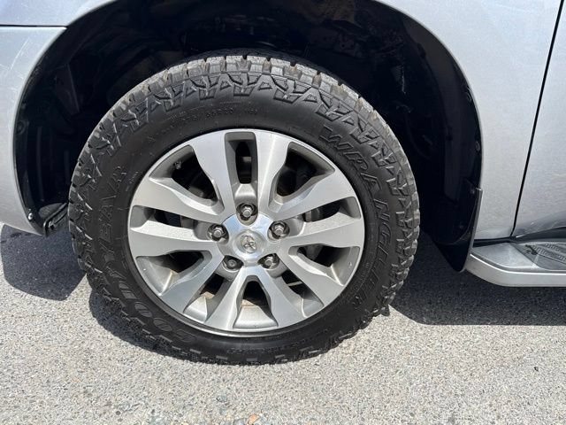 Used 2017 Toyota Sequoia Limited RWD image 4