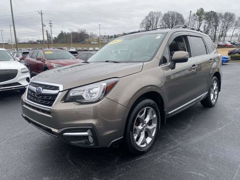Used 2017 Subaru Forester 2.5i Touring w/ Popular Package #1 image 3
