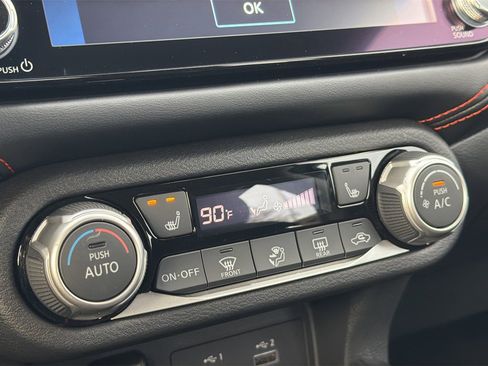 New 2025 Nissan Versa SR w/ Trunk Package image 26