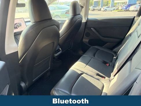 Used 2024 Tesla Model Y Long Range AWD/4WD image 6