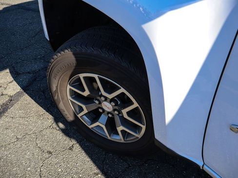 Used 2022 GMC Canyon AT4 w/ Driver Alert Package image 40