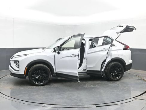 Used 2023 Mitsubishi Eclipse Cross LE AWD/4WD image 52