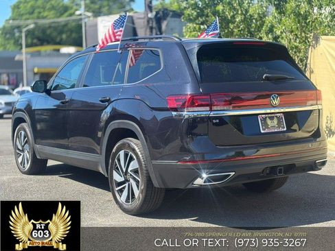 Used 2025 Volkswagen Atlas SE AWD/4WD image 4
