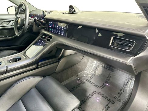 Certified 2022 Porsche Taycan GTS image 29
