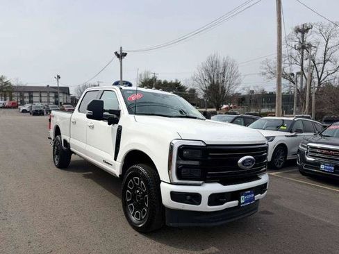 Certified 2025 Ford F350 Platinum AWD/4WD image 8