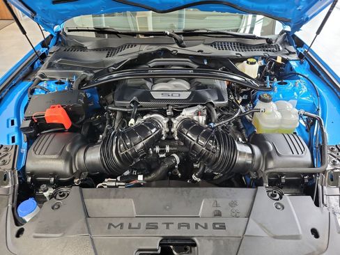 Used 2025 Ford Mustang Dark Horse image 27