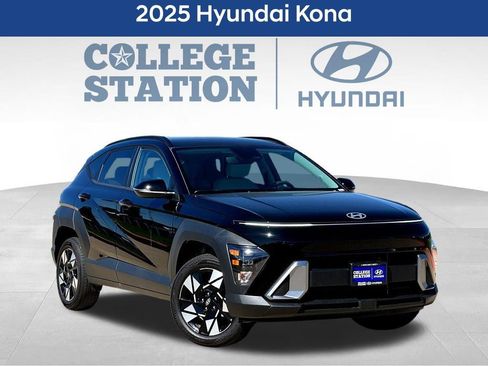 Used 2025 Hyundai Kona SEL AWD/4WD image 1