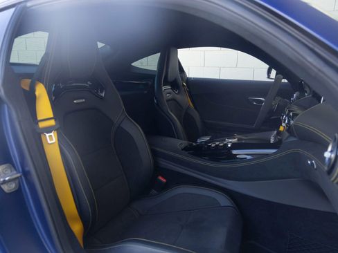 Used 2020 Mercedes-Benz AMG GT R image 19