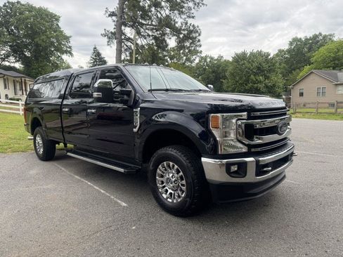 Used 2021 Ford F250 XLT w/ XLT Premium Package AWD/4WD image 2