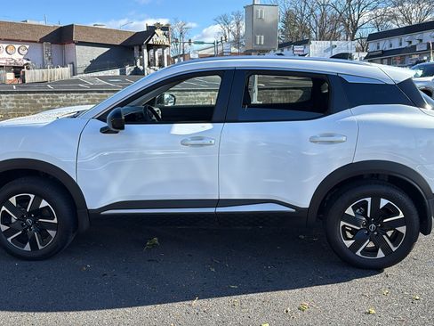 Certified 2026 Nissan Kicks SV w/ SV Premium Package image 4