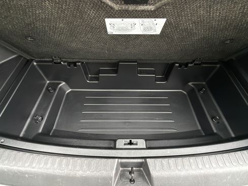 Used 2026 Buick Enclave Sport Touring AWD/4WD image 27