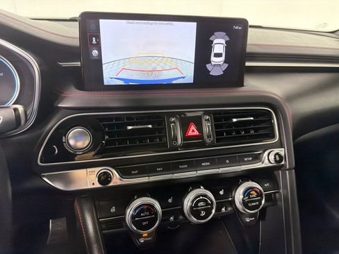 Used 2022 Genesis G70 3.3T w/ Sport Advanced Package image 20