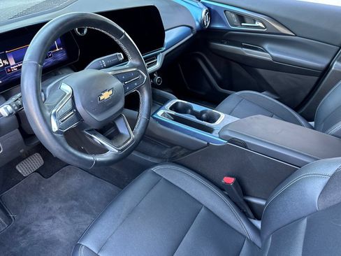 Used 2024 Chevrolet Equinox EV LT w/ LPO, Trailering Package AWD/4WD image 11