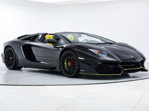 Used 2015 Lamborghini Aventador LP 720-4 50th Anniversario AWD/4WD image 10