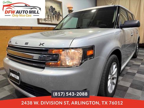 Used 2016 Ford Flex SE image 1