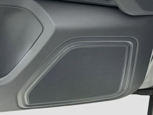 Certified 2026 Porsche Macan image 21