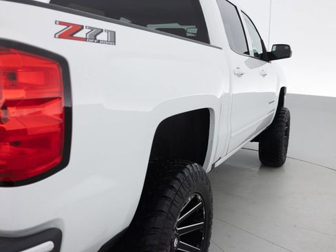 Used 2018 Chevrolet Silverado 1500 LT w/ All Star Edition image 14