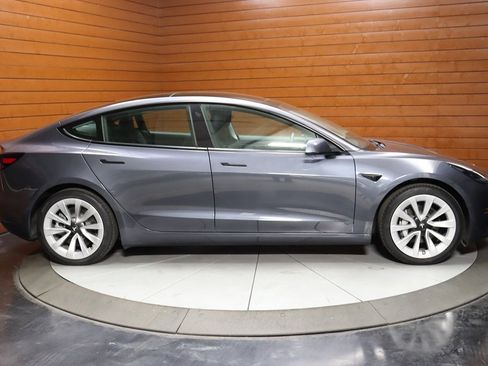 Used 2022 Tesla Model 3 Long Range image 14