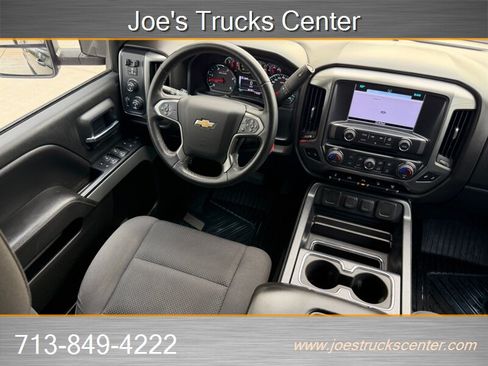 Used 2018 Chevrolet Silverado 2500 LT w/ Midnight Edition AWD/4WD image 14