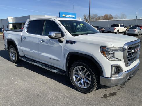 Used 2021 GMC Sierra 1500 SLT w/ SLT Premium Package image 2
