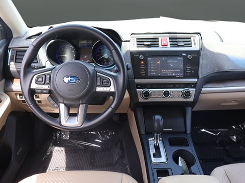 Used 2016 Subaru Outback 3.6R Limited AWD/4WD image 14