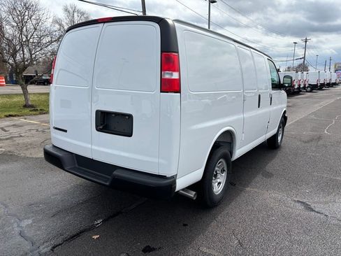 New 2026 Chevrolet Express 2500 RWD image 8